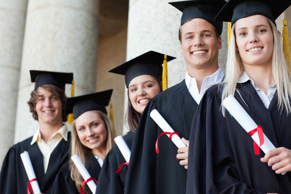 How to Plan the Perfect Graduation Party: A Step-by-Step Guide